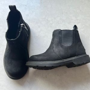 UGG ANKLE BOOTS
